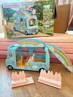 Sylvanian families regenboogbus, Kinderen en Baby's, Speelgoed | Poppenhuizen, Ophalen of Verzenden, Zo goed als nieuw