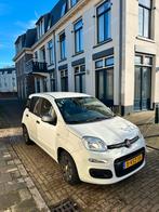 Fiat Panda 2014 | Benzine | 1 jaar APK | € 2.400,-, Auto's, Voorwielaandrijving, 31 €/maand, Panda, Wit