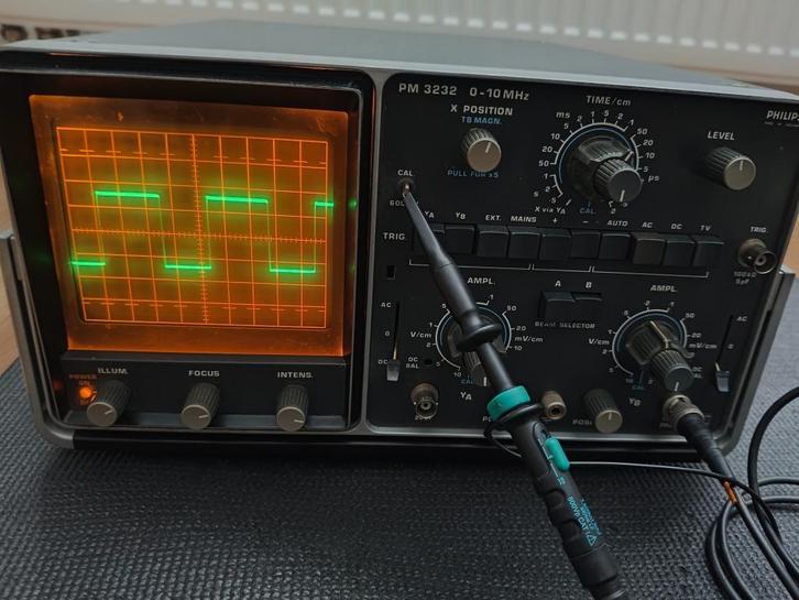 Oscilloscoop Philips PM3232, Doe-het-zelf en Verbouw, Meetapparatuur, Gebruikt, Elektriciteit, Ophalen of Verzenden