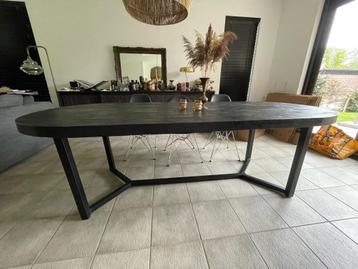 Eettafel ovaal zwart mangohout  beschikbaar voor biedingen