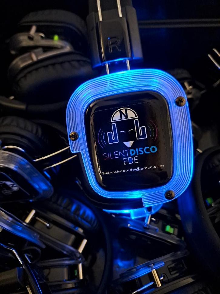 Silent Disco Sets van SILENT DISCO EDE!, Hobby en Vrije tijd, Feestartikelen | Verhuur, Nieuw, Overige, Ophalen
