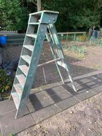 Houten trap met 8 treden, Doe-het-zelf en Verbouw, Ladders en Trappen, Ophalen of Verzenden, Gebruikt, Trap, 2 tot 4 meter