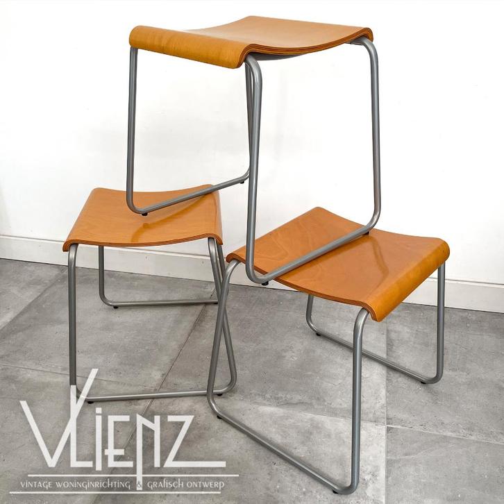 Vintage retro Ikea kruk Eva Lilja Lowenhielm Kristian Pallar, Huis en Inrichting, Krukjes, Gebruikt, Hout, Ophalen