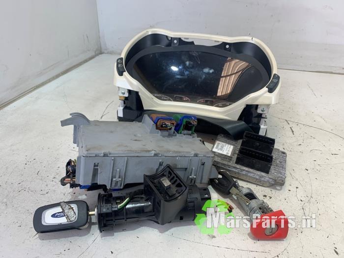 Kontaktslot + computer van een Ford KA, Auto-onderdelen, Overige Auto-onderdelen, Ford, Gebruikt, 3 maanden garantie, Ophalen of Verzenden