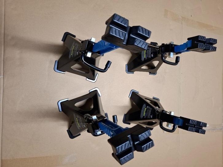 assteunen set 4 stuks 3 T., Auto diversen, Autogereedschap, Nieuw, Ophalen of Verzenden