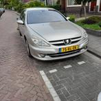 Peugeot 607 3.0 V6 24V AUT 2005 Grijs, Auto's, Peugeot, 1800 kg, Zwart, 2946 cc, Particulier