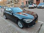 BMW 116i F20 220PK! chiptuned XENON Aut8 2012 Apple Carplay, Auto's, 4 cilinders, Zwart, 1200 kg, 650 kg