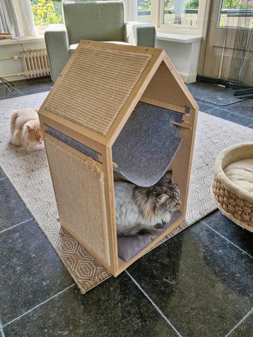Houten krabhuisje., Dieren en Toebehoren, Katten-accessoires, Zo goed als nieuw, Ophalen