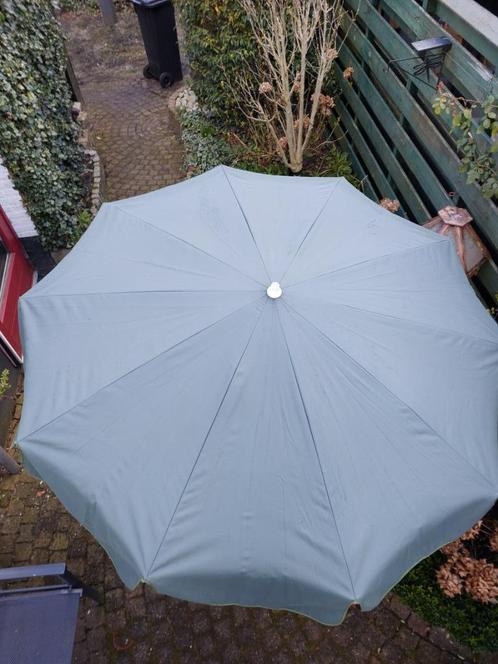 Parasol D=2 m met speciale dubbelwandig stok. Stok = massief, Caravans en Kamperen, Kampeeraccessoires, Gebruikt, Ophalen