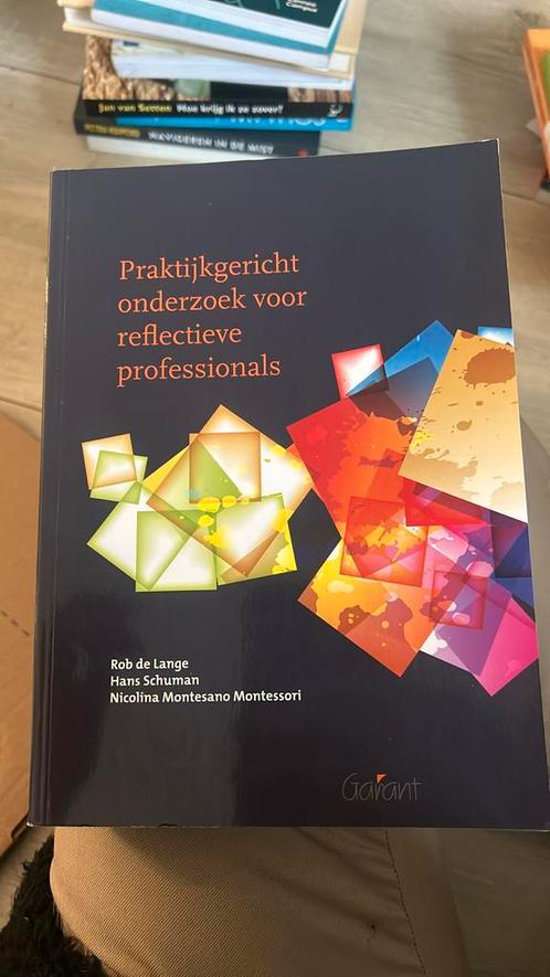 Praktijkgericht onderzoek voor reflectieve professionals, Boeken, Politiek en Maatschappij, Zo goed als nieuw, Ophalen of Verzenden