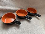 3 nieuwe Italiaanse Casseroles aardewerk/terracotta € 5,50, Ophalen of Verzenden, Nieuw, Overige materialen, Overige typen