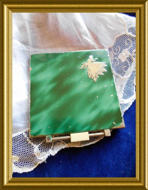 Art deco groene poederdoos, Antiek en Kunst, Curiosa en Brocante, Ophalen of Verzenden