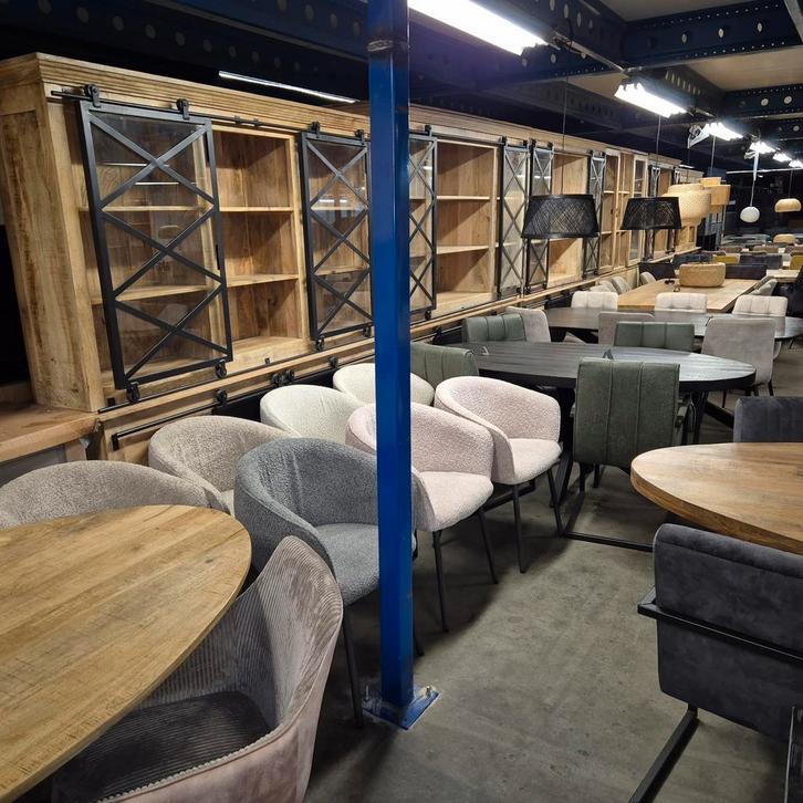 Buffetkast Lotte Mango Industrieel Nieuw, Huis en Inrichting, Kasten | Buffetkasten, Nieuw, 200 cm of meer, 150 tot 200 cm, 25 tot 50 cm