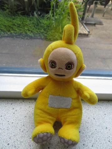 Teletubbie Lala Teletubbies 2021 UKCA geel velours beschikbaar voor biedingen