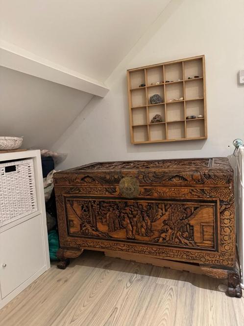 Antique Chinese Hand Carved Camphor Wood Travelling Trunk, 1, Huis en Inrichting, Woonaccessoires | Kisten, Zo goed als nieuw