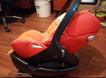 autostoel Cybex cloud q met een basis  beschikbaar voor biedingen