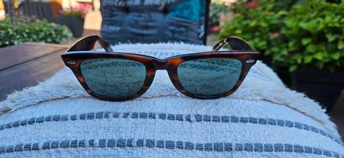 Zeer mooie Rayban Wayfarer vintage jaren70 model, Sieraden, Tassen en Uiterlijk, Zonnebrillen en Brillen | Dames, Zo goed als nieuw