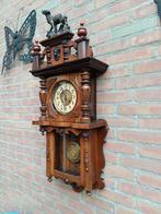 Grote notenhouten vrijslinger klok, Antiek en Kunst, Antiek | Klokken, Ophalen of Verzenden