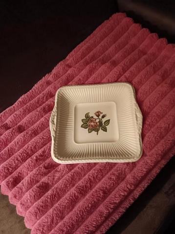 Wedgwood  Schaal beschikbaar voor biedingen