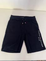 Blauwe korte broek / short Tommy Hilfiger maat 152, Ophalen of Verzenden, Zo goed als nieuw, Overige maten, Blauw