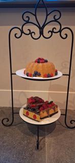 Etagere landelijk van Claire en Eef met show gebakjes, Huis en Inrichting, Ophalen, Gebruikt