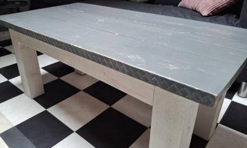 Mooie landelijke tafel!! beschikbaar voor biedingen