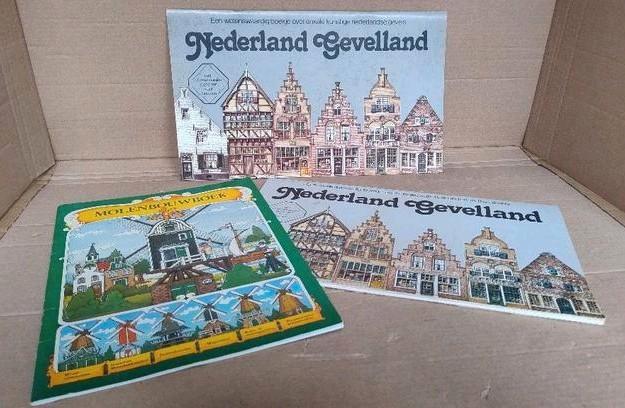 Molenbouwboek en 2x Nederland Gevelland Bouwplaten Rabobank, Verzamelen, Spaarpotten, Zo goed als nieuw, Object of Gebouw, Overige materialen