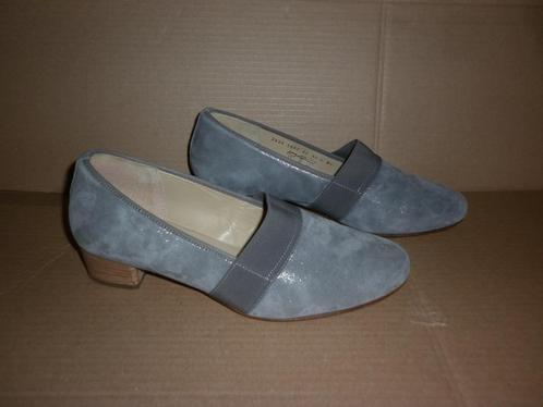 pumps maat 38,5 merk : Hassia, Kleding | Dames, Schoenen, Zo goed als nieuw, Pumps, Grijs, Ophalen of Verzenden