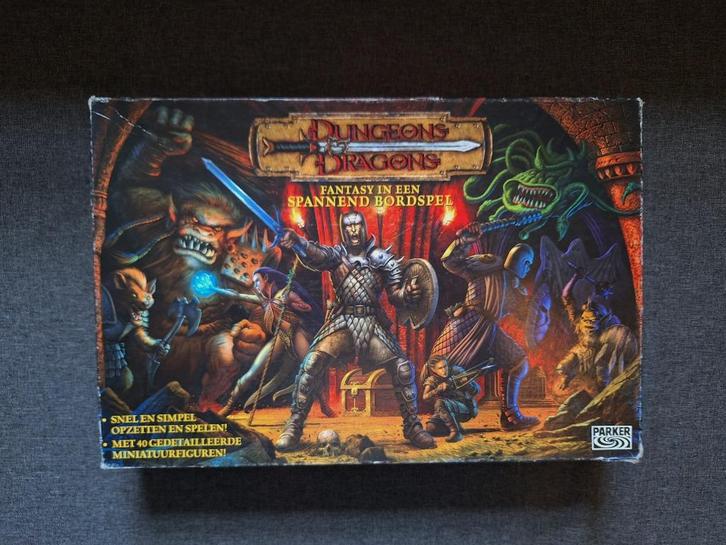 Dungeons And & Dragons Bordspel - Parker - In goede staat, Hobby en Vrije tijd, Wargaming, Gebruikt, Overige soorten, Ophalen of Verzenden