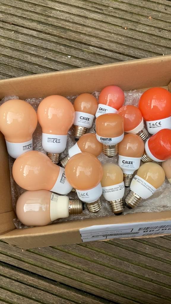 Doos spaarlampen 3-9W - diverse merken, Huis en Inrichting, Lampen | Losse lampen, Gebruikt, Spaarlamp, Minder dan 30 watt, E27 (groot)