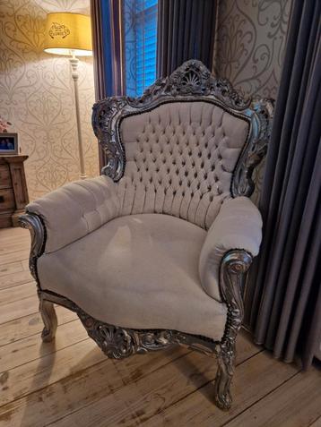 Barokstijl vintage fauteuil  beschikbaar voor biedingen