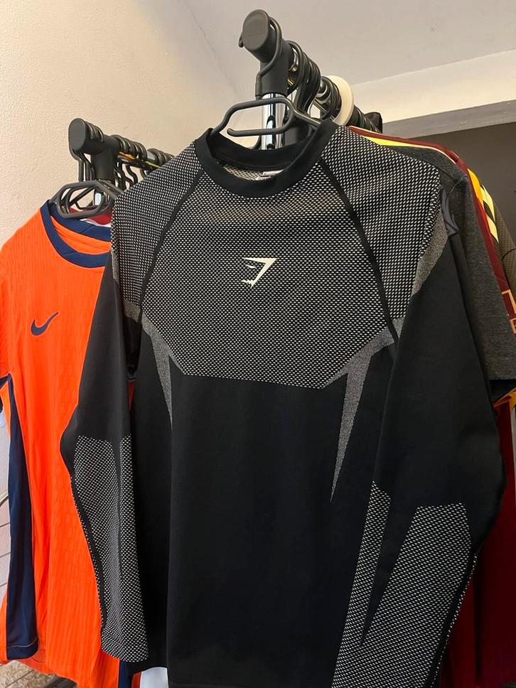 Gymshark Onyx V5 longsleeve – maat M Grijs, Kleding | Heren, Sportkleding, Nieuw, Fitness, Maat 48/50 (M), Grijs, Ophalen of Verzenden