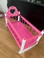 Houten poppenbed, Kinderen en Baby's, Speelgoed | Poppen, Ophalen of Verzenden, Gebruikt