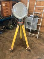 Vintage Seinlamp met Statief, Gebruikt, Met statief, Ophalen of Verzenden, Lamp met armatuur