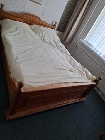 Bed massief blank grenen beschikbaar voor biedingen
