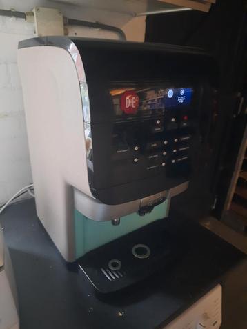 Douwe egberts koffie machine  beschikbaar voor biedingen