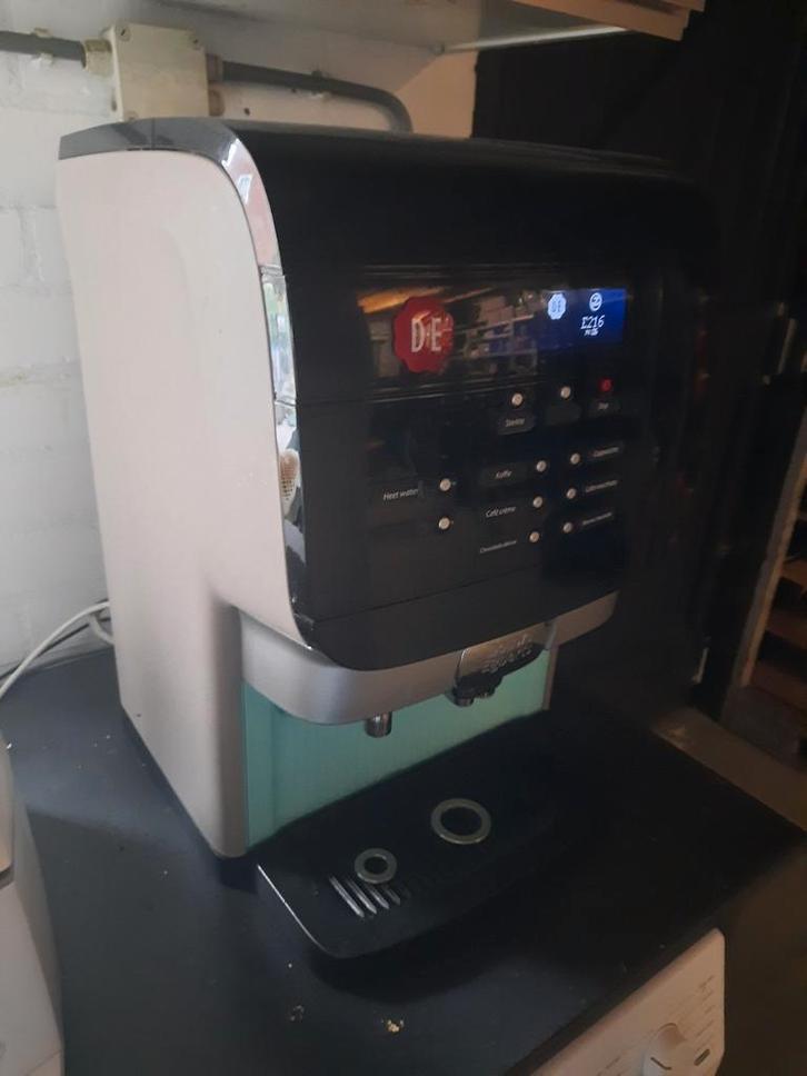 Douwe egberts koffie machine, Witgoed en Apparatuur, Koffiezetapparaten, Gebruikt, Koffiemachine, 10 kopjes of meer, Ophalen