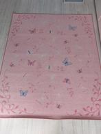 Mooi, als nieuw, roze vloerkleed met vlinders Ikea, Huis en Inrichting, Stoffering | Tapijten en Kleden, Romantisch, 100 tot 150 cm