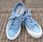 Identity lichtblauwe sneakers denim/jeans, Blauw, Ophalen of Verzenden, Identity, Sneakers of Gympen