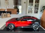 Ultra Unique Ferrari Purosangue (Two tone Red-Black), Hobby en Vrije tijd, Modelauto's | 1:18, Ophalen of Verzenden, Zo goed als nieuw