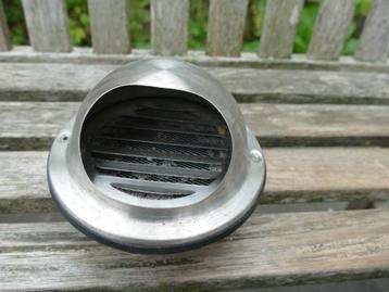 Rvs bolrooster, geveldoorvoer. beschikbaar voor biedingen