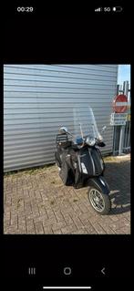 Vespa primavera 2023 45 KM brom lage kilometerstand, Fietsen en Brommers, Scooters | Vespa, Overige modellen, Ophalen of Verzenden