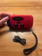 5 x Noodradio met zonnepaneel, crank, powerbank & zaklamp, Ophalen of Verzenden, Nieuw, Radio