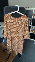 Leuke jurk van Angelle Milan, Kleding | Dames, Jurken, Maat 42/44 (L), Ophalen of Verzenden, Zo goed als nieuw, Knielengte