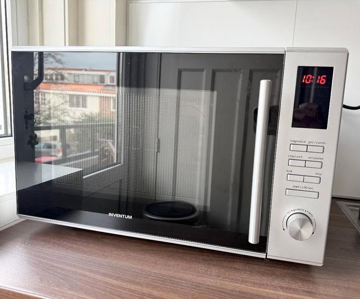 Inventum combimagnetron, Witgoed en Apparatuur, Magnetrons, Gebruikt, Vrijstaand, Combimagnetron, 45 tot 60 cm, Grill, Hete lucht