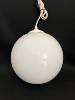 Vintage Art Deco Hanglamp Witte Bol, Gebruikt, ?, Glas, Minder dan 50 cm