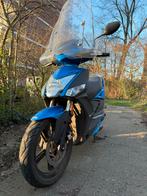 KYMCO AGILITY - Zeer nette scooter mét hoog windscherm, Fietsen en Brommers, Scooters | Kymco, Ophalen, Zo goed als nieuw, 50 cc