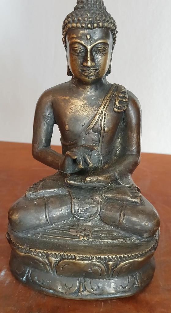 Bronzen Antieke Boeddha In Abhaya Fearless Mudra beeld, Huis en Inrichting, Woonaccessoires | Boeddhabeelden, Gebruikt, Ophalen of Verzenden