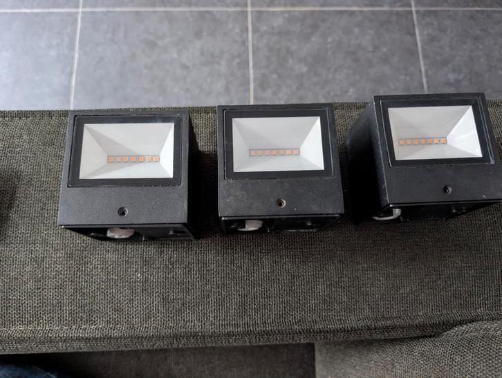 3x Lutec Gemini omhoog / omlaag buitenlamp zwart, Doe-het-zelf en Verbouw, Bouwverlichting, Zo goed als nieuw, Minder dan 50 watt
