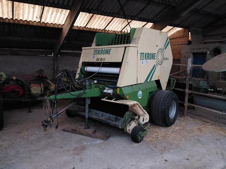 Krone Balenpers + Mchale Wikkelaar, Zakelijke goederen, Agrarisch | Werktuigen, Akkerbouw, Veehouderij, Oogstmachine, Ophalen of Verzenden